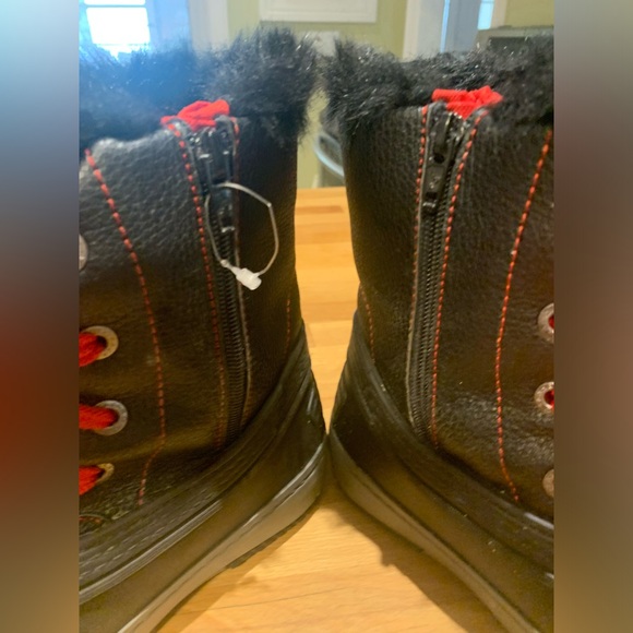 Pajar kids size 2 Winter Boots - Picture 4 of 14